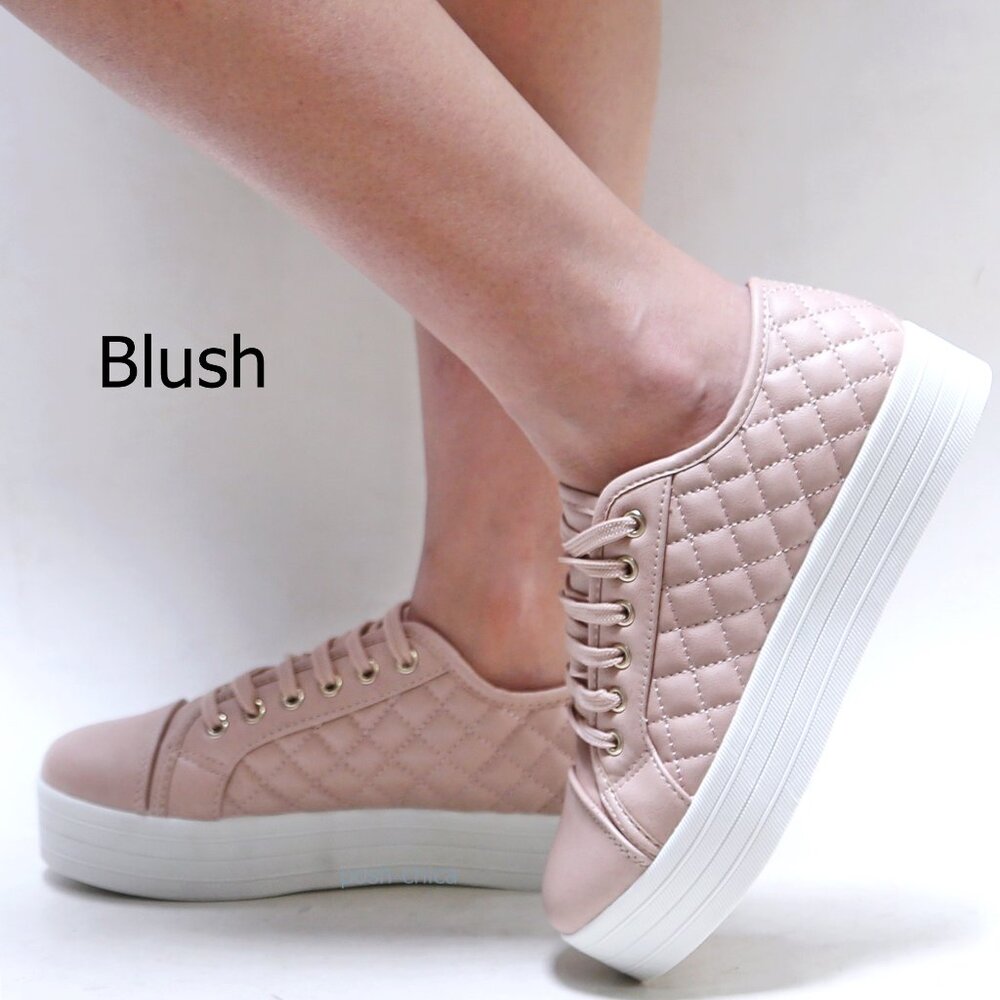 New Blush Pink Quilted Lace Up Platform Sneakers Size 9.5/10